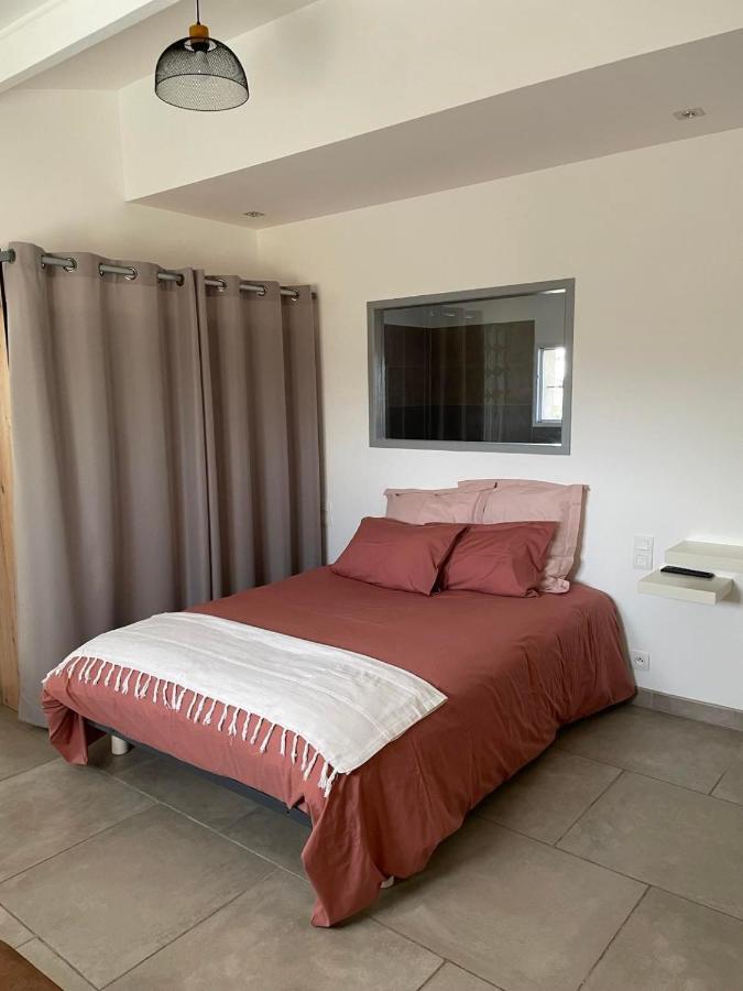 « La Parenthese » Gite En Camargue Arles Exterior photo
